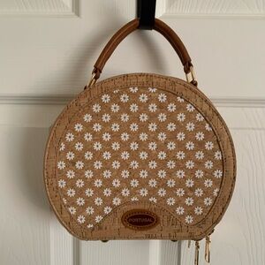 Portugal round cork purse. No crossbody strap. Pockets inside. Daisy motif